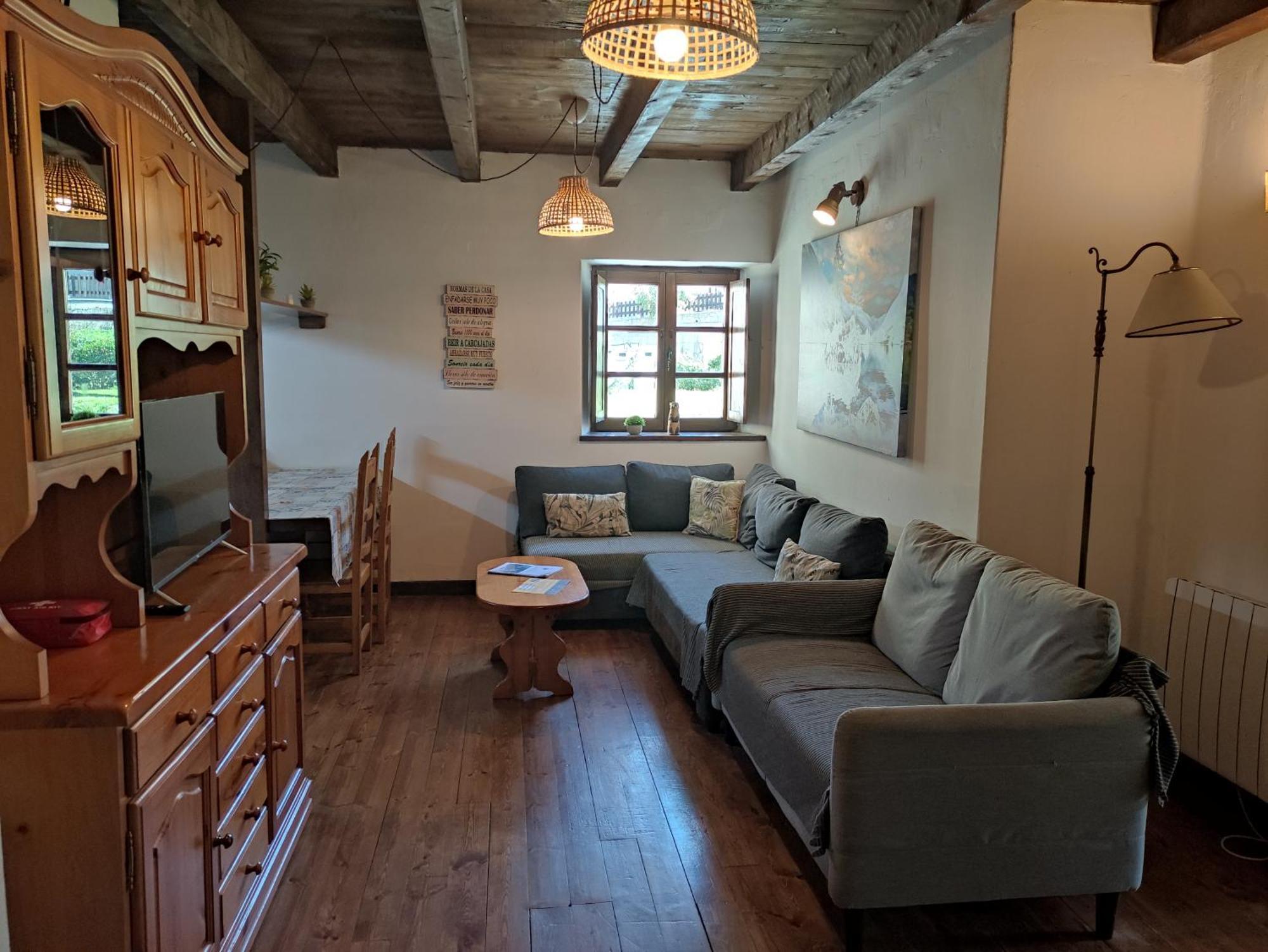 Apartamento De La Marmota Eriste Ngoại thất bức ảnh